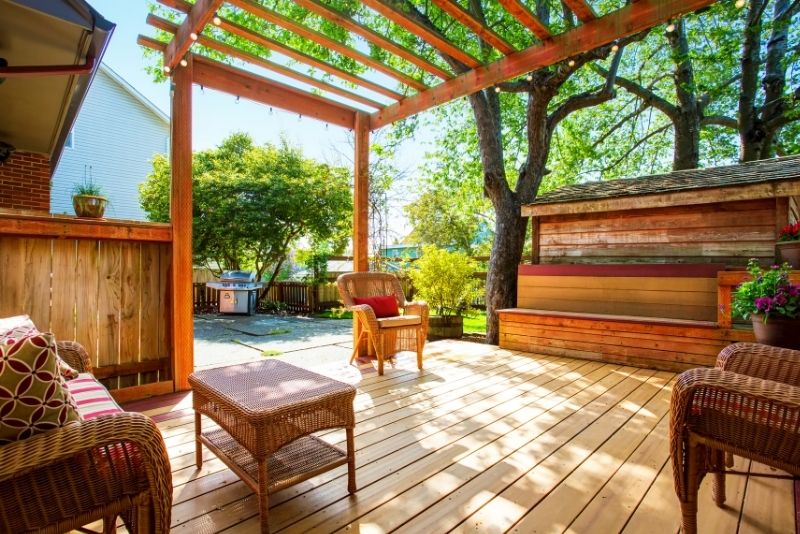 5 Creative Deck Design Ideas for Small Outdoor Spaces in Your Home